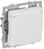 BRITE Розетка 1-местная с заземлением с защитными шторками и крышкой 16А IP20 РСбш10-3-БрАБ арктический белый IEK - артикул BR-R16-16-K91