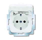 Розетка SCHUKO 16А 250В с защитными шторками, с крышкой, серия Reflex SI, цвет альпийский белый | 2CKA002013A5314 | ABB - артикул 2CKA002013A5314