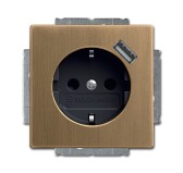 Розетка Schuko с устройством зарядным USB, 20 EUCBUSB-82-500, 16А, 700 мА, безвинтовые клеммы, защитные шторки | 2011-0-6246  | 2CKA002011A6246 | ABB - артикул 2CKA002011A6246