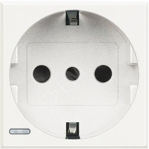 Axolute Розетка 2К+З 10/16А центральный и боковые заземляющие контакты Schuko со шторками белый немецкий стандарт - Legrand