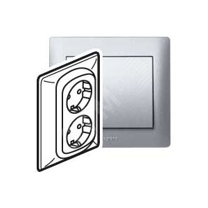 Galea Life Розетка с заземлением 2х2К+З со шторками алюминий (771333) - Legrand