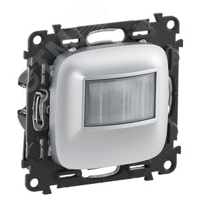 Valena ALLURE Датчик движения 180° 250Вт без нейтрали с лицевой панелью алюминий (752970)