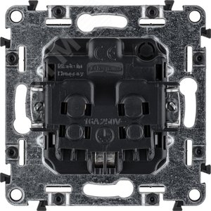 Valena LIFE Розетка силовая 2К+З 16А 250В винтовые зажимы слоновая кость 3