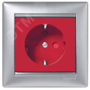VALENA Розетка с заземлением с блокировкой красная (774327) 2