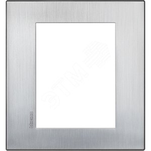 Axolute. Рамка Air, итальянский стандарт 3+3 мод. Цвет ‘‘Матовый хром‘‘ (HW4826CRS) - Legrand