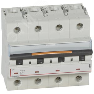 Выключатель автоматический четырехполюсный 32А C DX3 25кА (409797)