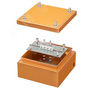 Коробка стальная FS с гладкими стенками и клеммниками  IP66 150х150х80мм 4р  450V 6A  4мм.кв. - DKC (ДКС)
