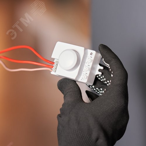 Датчик движения настенно-потолочный микроволновый ДДНПМ 01 180/360 1200 Вт 3-2000Лк 3-6м 10-720 секунд 58ГГц 2