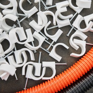 Крепеж кабеля круглый 20 мм, белый (50 шт/уп) 3