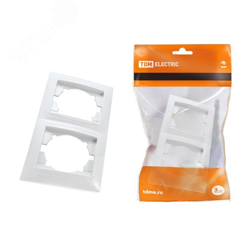 Рамка двухпостовая вертикальная белая ''Лама''