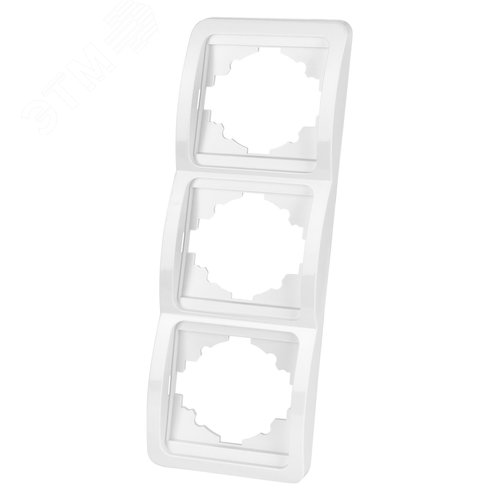 Рамка 3-ая вертикальная белая  Валдай 4