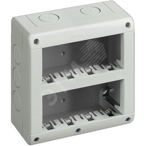 Защищенный корпус IP40 4+4 модуля вертикальный - Legrand