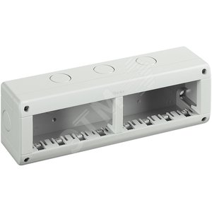 Защищенный корпус IP40 4+4 модуля - Legrand