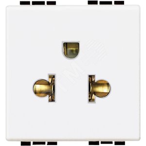 LivingLight Силовая розетка 2К+З, 16А, универсального стандарта, цвет белый - Legrand