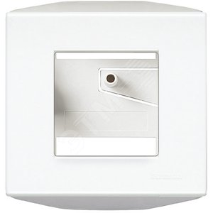 Угловая монтажная коробка c суппортом и накладкой для серии Light - Legrand