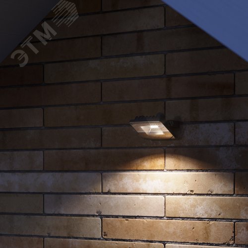 Прожектор светодиодный ДО 10 Вт 1100 Лм 6500К AC 220В IP65 82х28х100 мм матированное закаленное стекло Qplus 15