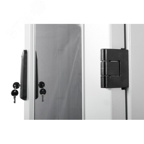 Шкаф телекоммуникационный напольный 18U (600х600) дверь стекло 4