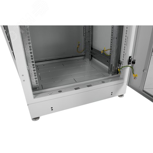 Шкаф телекоммуникационный напольный 18U (600х600) дверь стекло 8