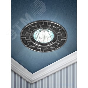 Светильник штампованный MR16,12V/220V, 50W черный/хром ST5 CH/BK 2