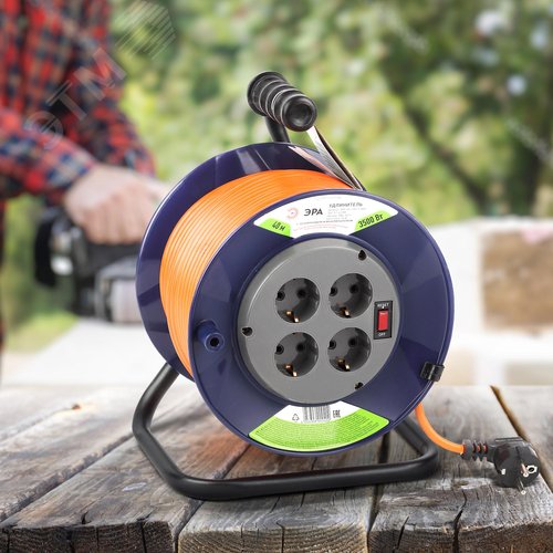 Удлинитель силовой RPx-4es-3x1.5-40m на п. катушке c/з 4 гн 40м ПВС 3х1.5 RPx-4es-3x1.5-40m 3