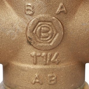 Клапан компактный 3-ходовой зональный сервопривод 230V, с кабелем 1м, НР 1 1/4' 11