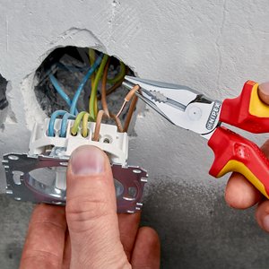 Пассатижи остроконечные с удлиненными губками VDE 1000V резка - проволока средней твердости 3мм твердая проволока 2мм кабель 8мм (16мм) L=145мм диэлектрические хромированные двухкомпонентные рукоятки крепление для страховки - фото 6
