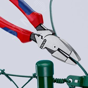 Linemans Pliers плоскогубцы электромонтёра с приспособлением для протяжки кабеля и обжима кабельных наконечников рез: проволока средней твёрдости 46 мм твёрдая проволока 3 мм L-240 мм чёрные 2-компонентные рукоятки крепление для страховки - фото 4