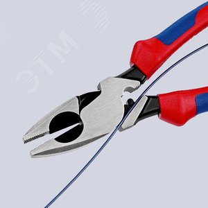 Linemans Pliers плоскогубцы электромонтёра с приспособлением для протяжки кабеля и обжима кабельных наконечников рез: проволока средней твёрдости 46 мм твёрдая проволока 3 мм L-240 мм чёрные 2-компонентные рукоятки крепление для страховки - фото 5