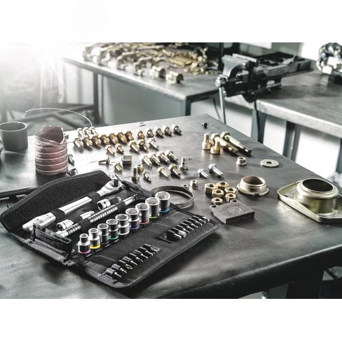 Набор с трещоткой 8100 SB HF 1 Zyklop Metal Switch переключение реверса DR 3/8 с функцией фиксации крепежа 13 предметов комплектация: 1x 8004 B Zyklop Metal трещотка переключение реверса привод 3/8 3/8X222 мм 9x 8790 HMB HF торцевая головка Zyklop 3/8 с функцией фиксации крепежа: 8.0x29.0 10.0x29.0 12.0x29.0 13.0x29.0 15.0x29.0 16.0x29.0 17.0x29.0 18.0x29.0 19.0x29.0 1x 8794 LB Удлинитель Zyklop с муфтой свободного хода длинный 3/8 3/8X200 мм 1x 8794 B Качающийся удлинитель Zyklop 3/8 3/8X76 мм 1x Извлекатель гаек 43X14 мм 1x Набор полосок на липучках 240 240X50 мм - фото 3