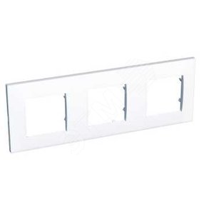 Рамка 3 поста горизонтальная белая 71мм