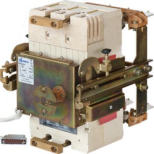 Выключатель автоматический А3793СУ3 выдвижной ручной/дистанционный 630 А, 440 В