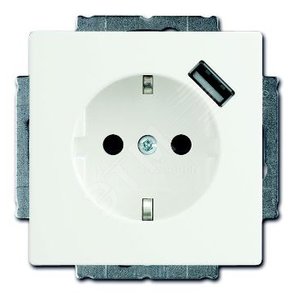 FUTURE Розетка USB со шторками белый безвинтовые клеммы (20 EUCBUSB-84-500) 2