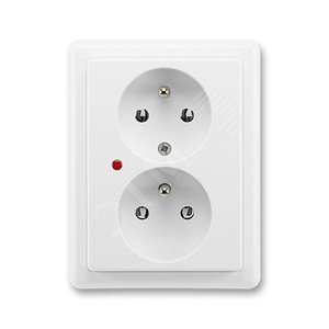 TACTO Розетка в сборе с заземлением 16А/250В альпийский белый SCHUKO (5588.2 BL)