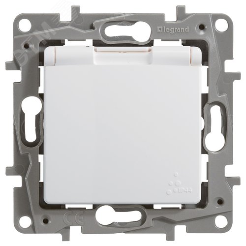 ETIKA Розетка с заземлением IP44 белая (672232) 6