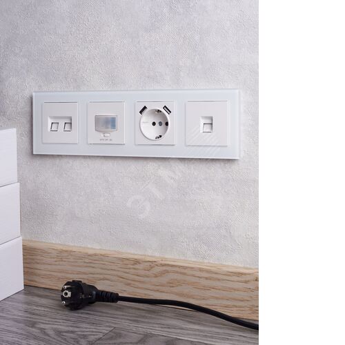 BRITE Рамка 4 поста РУ-4-2-Бр стекло белый матовый IEK - фото 6