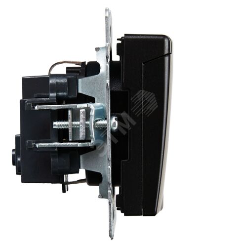BRITE Розетка с заземлением с защитными шторками и крышкой 16А IP20 РСбш10-3-БрЧ черный - фото 4