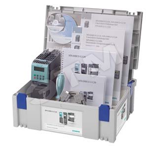 SINAMICS G120 НАБОР ДЛЯ НАЧАЛА РАБОТЫ SYSTAINER Типоразмер 2 Состоящий из 1.5кВт АС привода, Без фильтра С аналоговым входом, BOP, PC-набор включающий софт и док. на CD АНГЛИЙСКИЙ, ОТВЕРТКА - SIEMENS