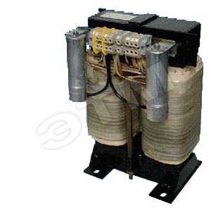 TRANSFORMATOR F. MED-RAEUME. ФАЗ:1. PN(KVA):4. UPRI(V):230. IPRI(A):18,2. USEC(V):230-115. ISEC(A):17,4-17,4. F(HZ):50...60. VECTOR GR./SHIELD WNG.:II0 /1. TA/ISOKL:55 /H. IP23. ТИП КОНТАКТОВ:SCREW CONNECTION. МОНТАЖ: ВИНТЫ. EN 61558-2-15 >ISO (4AT3612-1TA71-3MC0) - SIEMENS