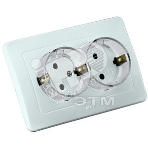 Розетка двойная скрытая с заземлением со шторками (стакан) белая