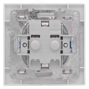 Розетка Минск 1-местная СП с заземлением и крышкой 16А белая защитные шторки 2