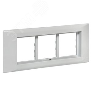 Рамка+суппорт на 6 модулей (3 поста) C-Line