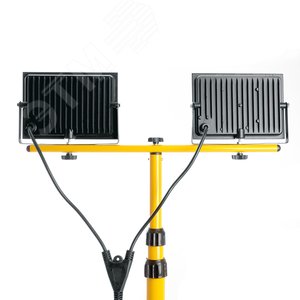 Прожекторы светодиодные ДО-2х30 на штативе 6400К 5400 Лм IP65 4